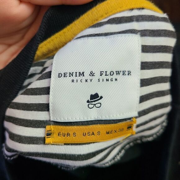 Denim & Flower Ricky Singh Palm Tree Top - Picture 6 of 6